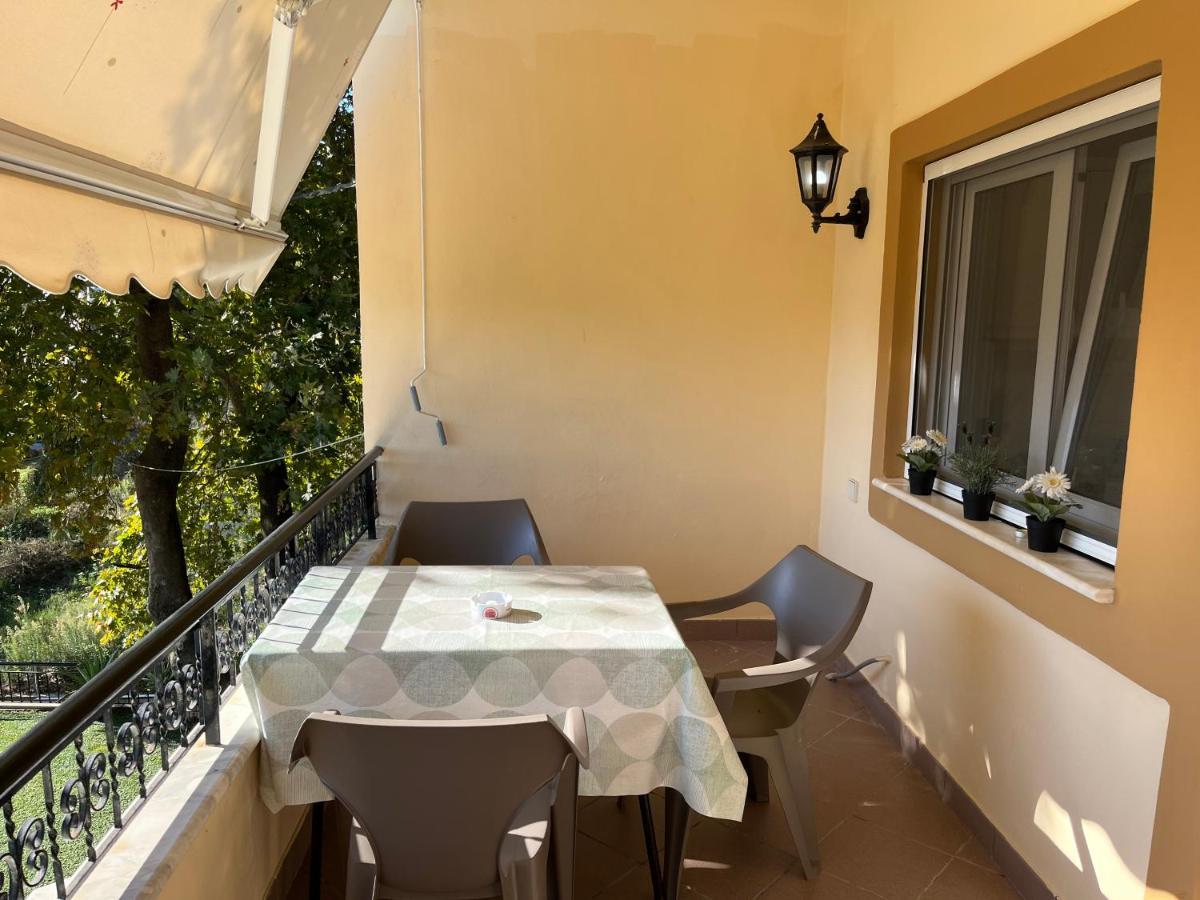 Villa Chita'S House Paralia Vrachou Exterior foto
